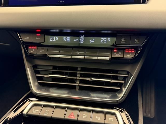 AUDI E-TRON GT 2022 Image 31