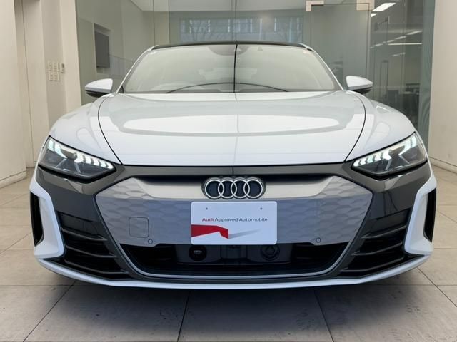 AUDI E-TRON GT 2022 Image 31