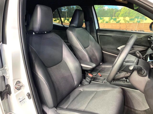 TOYOTA YARIS CROSS HYBRID 2025 Image 31