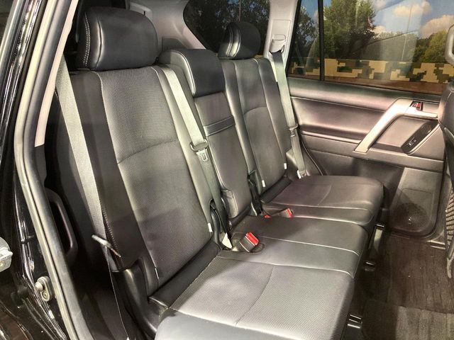 TOYOTA LANDCRUISER PRADO 2023 Image 31