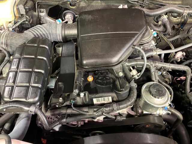 TOYOTA LANDCRUISER PRADO 2023 Image 31