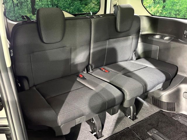 NISSAN SERENA  WG 2023 Image 31