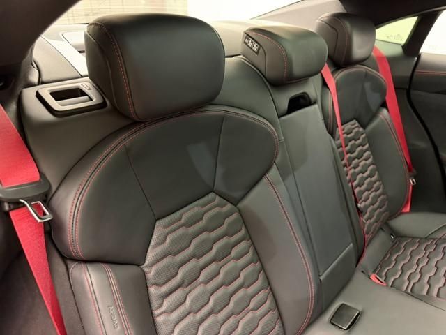 AUDI RS E-TRON GT 2022 Image 31