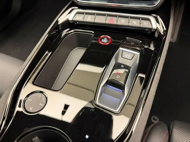 AUDI RS E-TRON GT 2022 Image 31