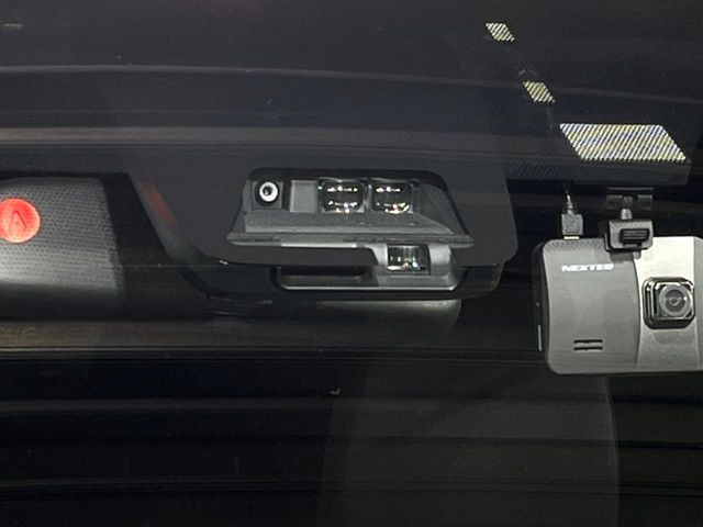 TOYOTA VOXY 2018 Image 31