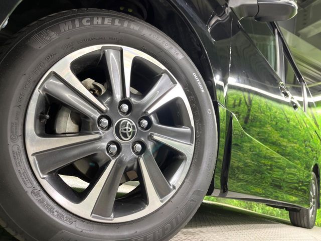 TOYOTA VOXY 2018 Image 31