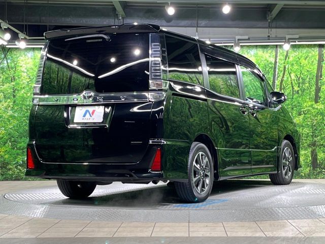 TOYOTA VOXY 2018 Image 31