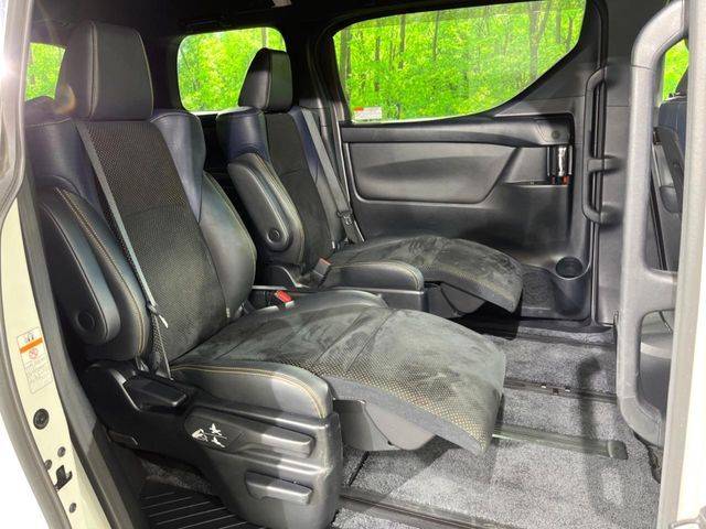 TOYOTA VELLFIRE 2017 Image 31