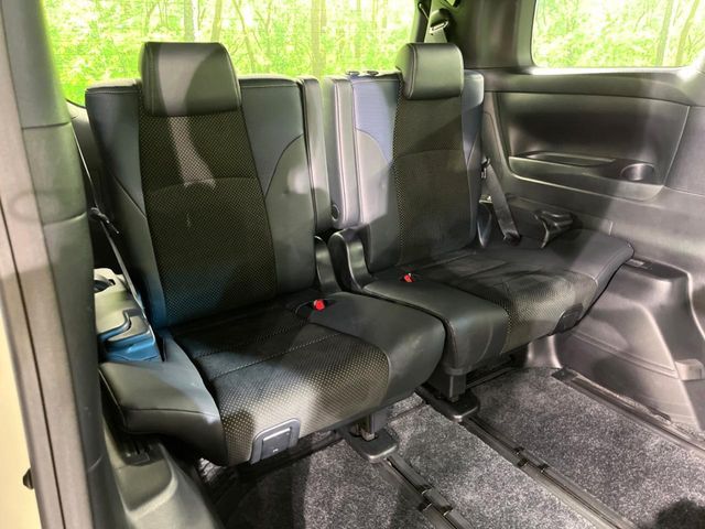 TOYOTA VELLFIRE 2017 Image 31