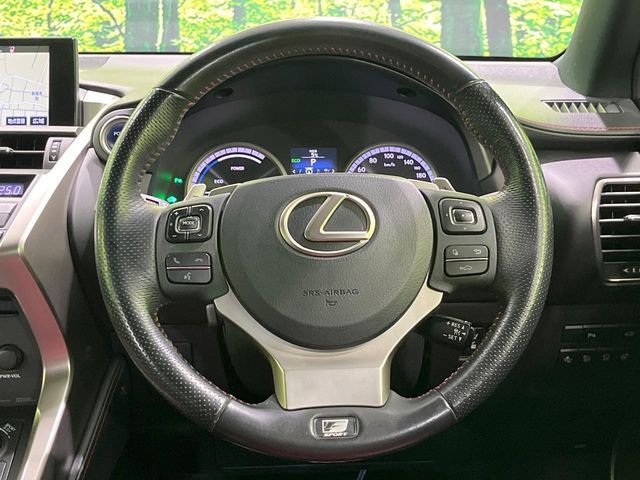 TOYOTA LEXUS NX300H 2015 Image 31