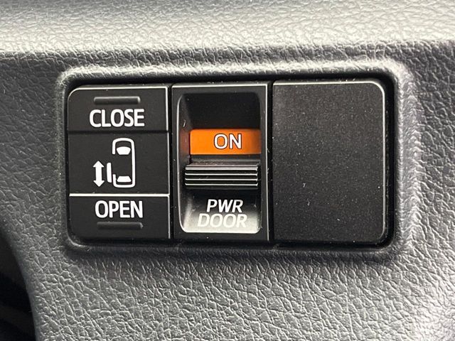 TOYOTA SIENTA 2017 Image 31