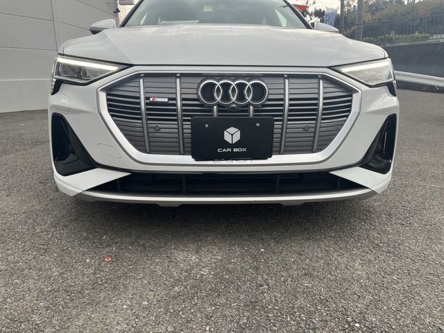 AUDI E-TRON SPORTBAC 2022 Image 31