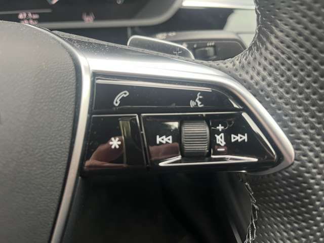 AUDI E-TRON SPORTBAC 2022 Image 31