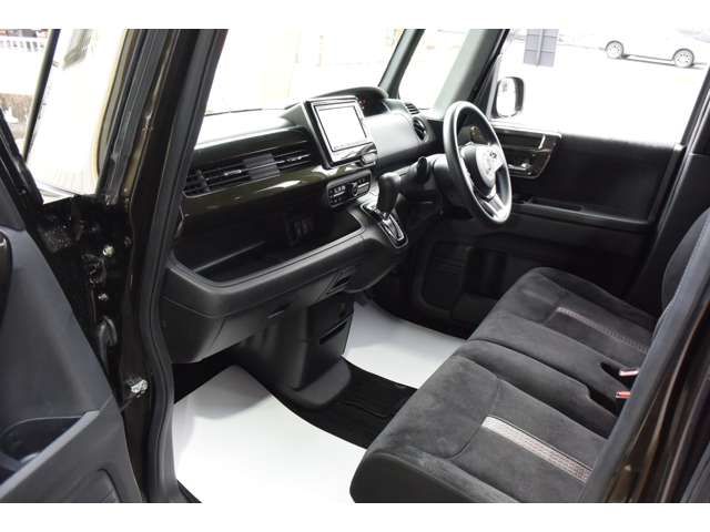 HONDA N BOX CUSTOM 2018 Image 31