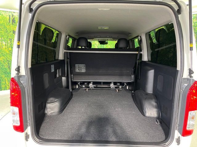 TOYOTA REGIUSACE VAN 2WD 2018 Image 31