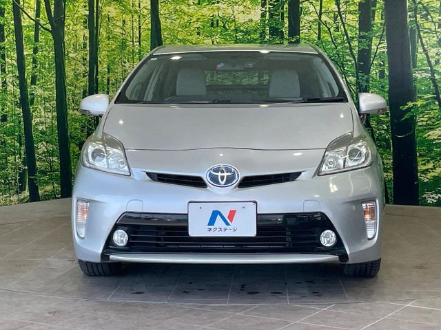 TOYOTA PRIUS 2012 Image 31