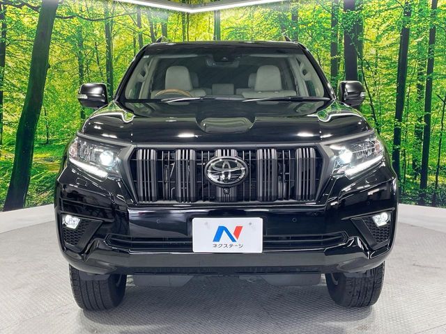 TOYOTA LANDCRUISER PRADO 2023 Image 31