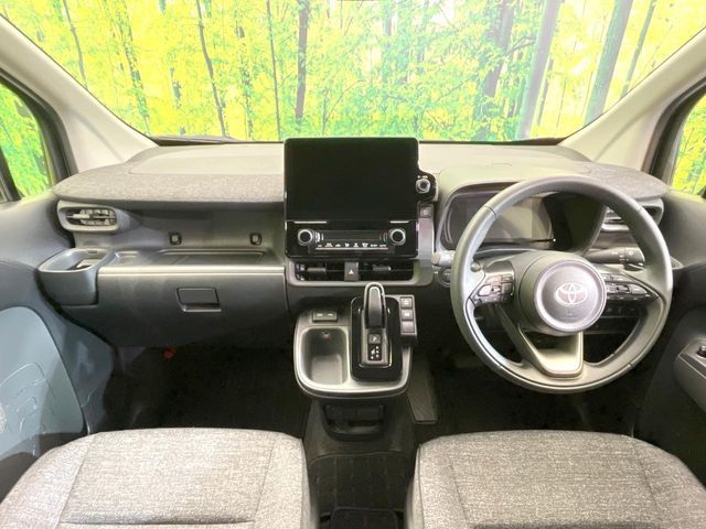 TOYOTA SIENTA HYBRID 2025 Image 31