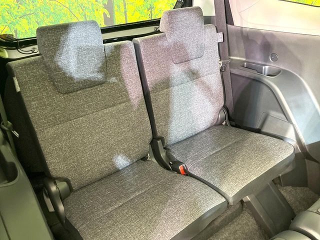 TOYOTA SIENTA HYBRID 2025 Image 31