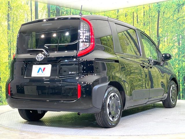 TOYOTA SIENTA HYBRID 2025 Image 31