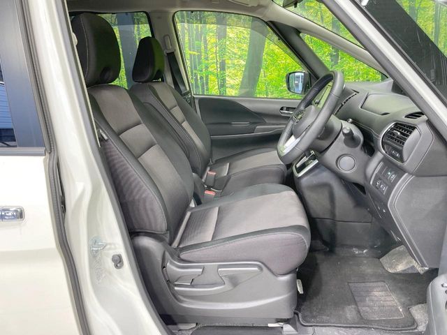 NISSAN SERENA  S-HYBRID 2017 Image 31