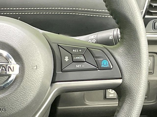 NISSAN SERENA  S-HYBRID 2017 Image 31