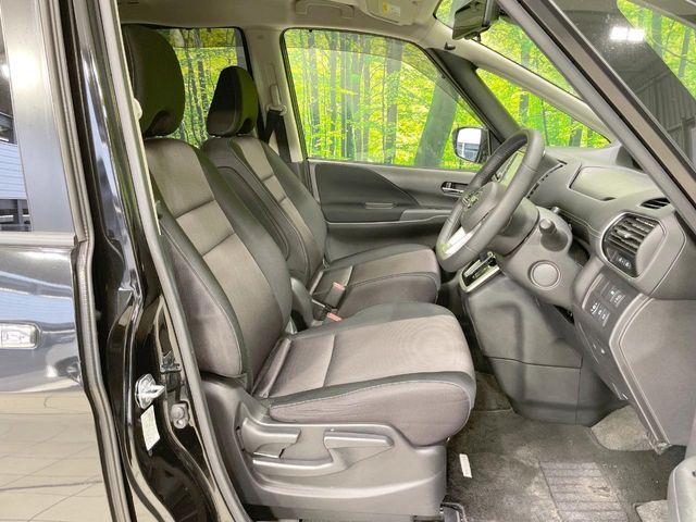 NISSAN SERENA  S-HYBRID 2017 Image 31