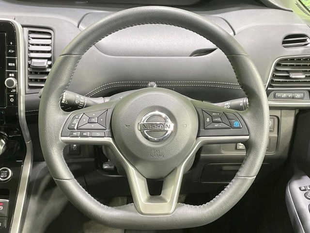 NISSAN SERENA  S-HYBRID 2017 Image 31