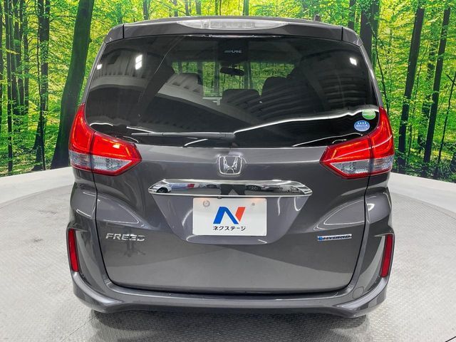 HONDA FREED HYBRID 2017 Image 31