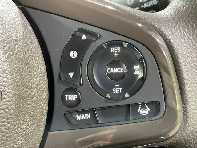 HONDA N BOX 2022 Image 31