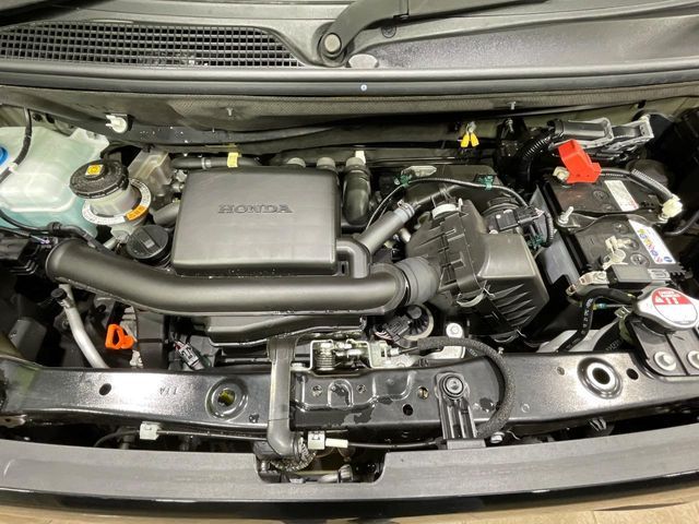 HONDA N BOX 2022 Image 31