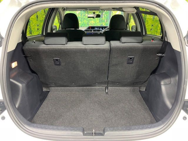 TOYOTA AQUA 2015 Image 31