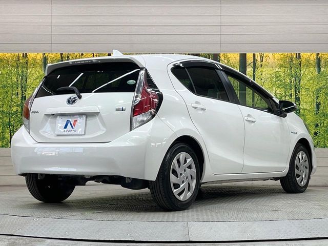 TOYOTA AQUA 2015 Image 31