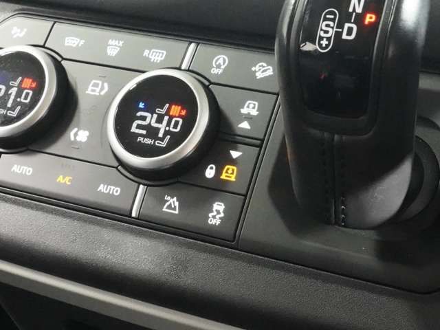 ROVER DEFENDER 2020 Image 31