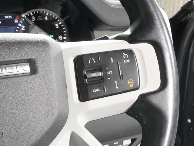 ROVER DEFENDER 2020 Image 31