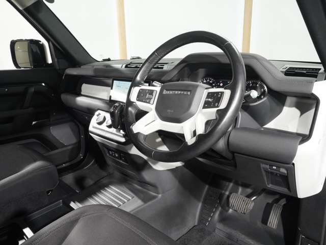 ROVER DEFENDER 2020 Image 31