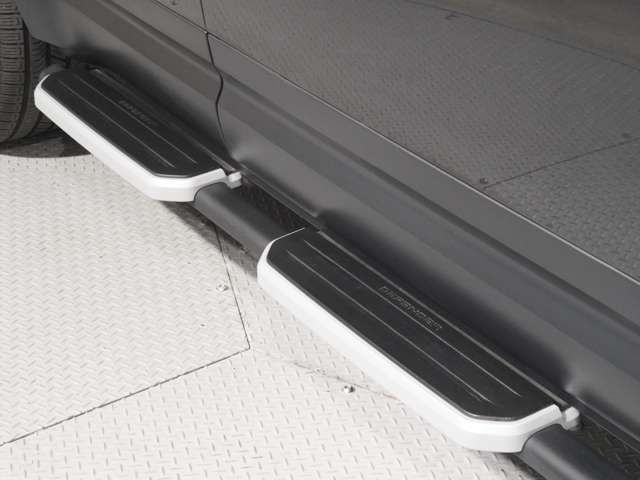 ROVER DEFENDER 2023 Image 31