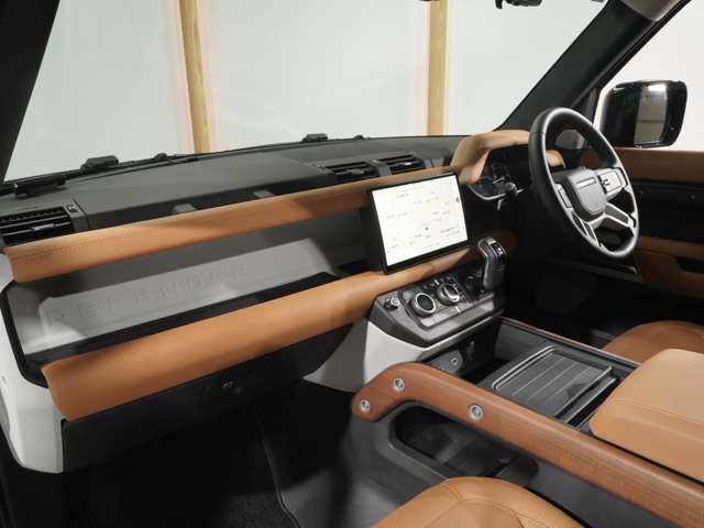 ROVER DEFENDER 2023 Image 31