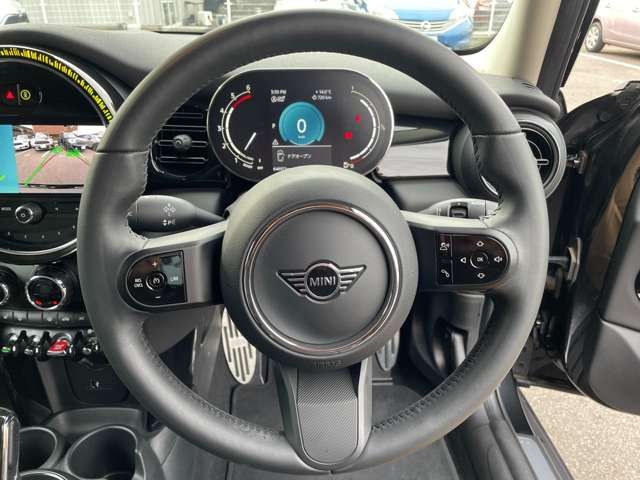 BMW MINI COOPER SD 5DOOR 2022 Image 31