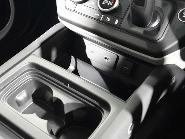 ROVER DEFENDER 2021 Image 31