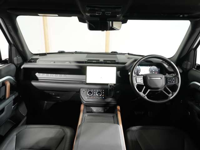 ROVER DEFENDER 2023 Image 31