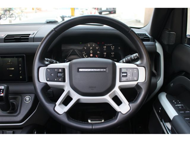 ROVER DEFENDER 2023 Image 31