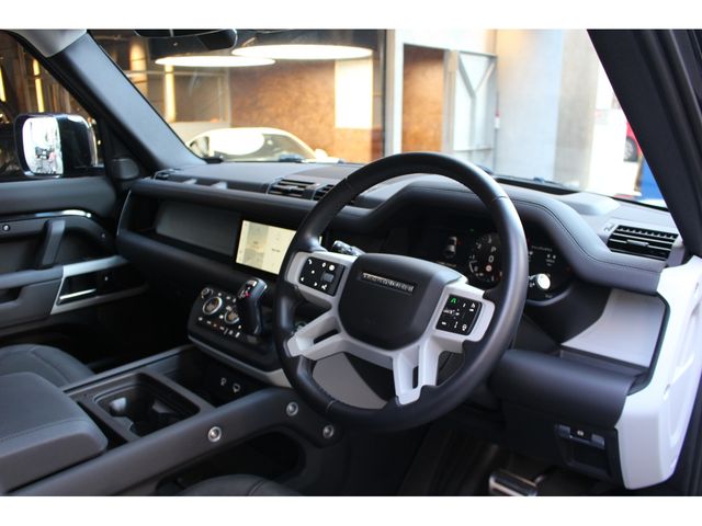 ROVER DEFENDER 2023 Image 31