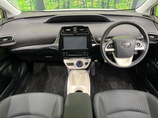 TOYOTA PRIUS 2016 Image 31