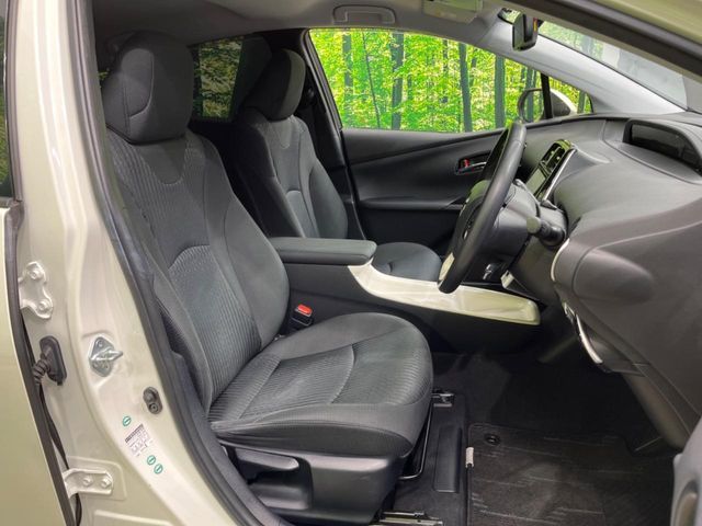 TOYOTA PRIUS 2016 Image 31