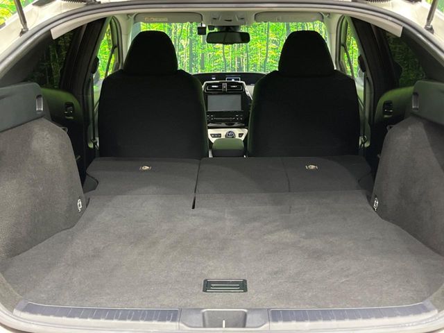 TOYOTA PRIUS 2016 Image 31