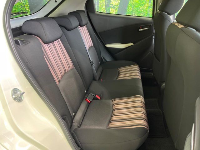 MAZDA DEMIO 2015 Image 31