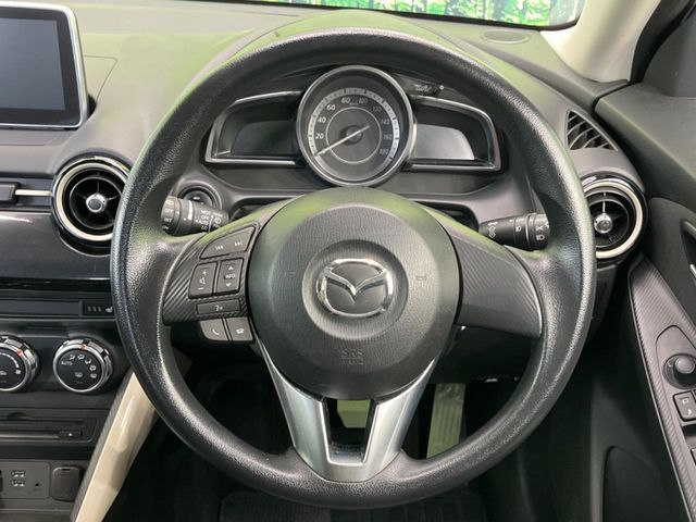 MAZDA DEMIO 2015 Image 31