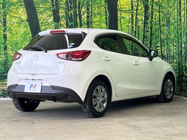 MAZDA DEMIO 2015 Image 31