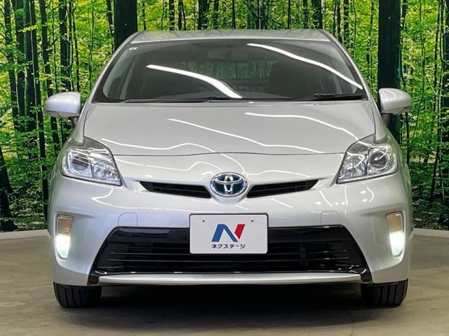 TOYOTA PRIUS 2015 Image 31